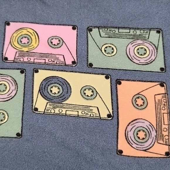 LuLaRoe Retro Tape Cassette Print Leggings Size Tall & Curvy - Picture 10 of 10